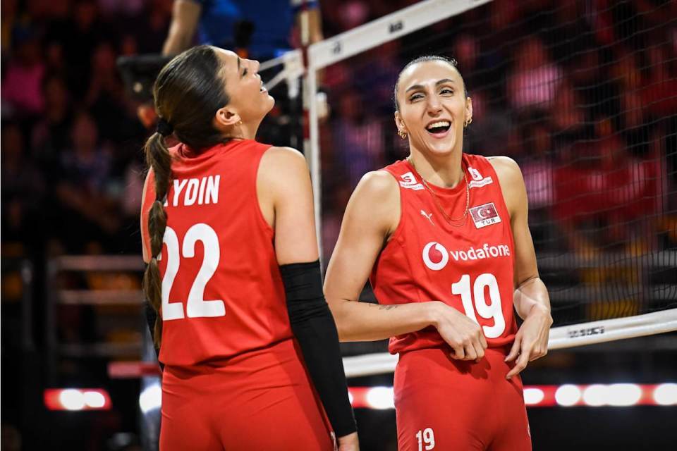 门重炮, 巴西队的弱, UX 门重炮, 巴西队的弱, UX