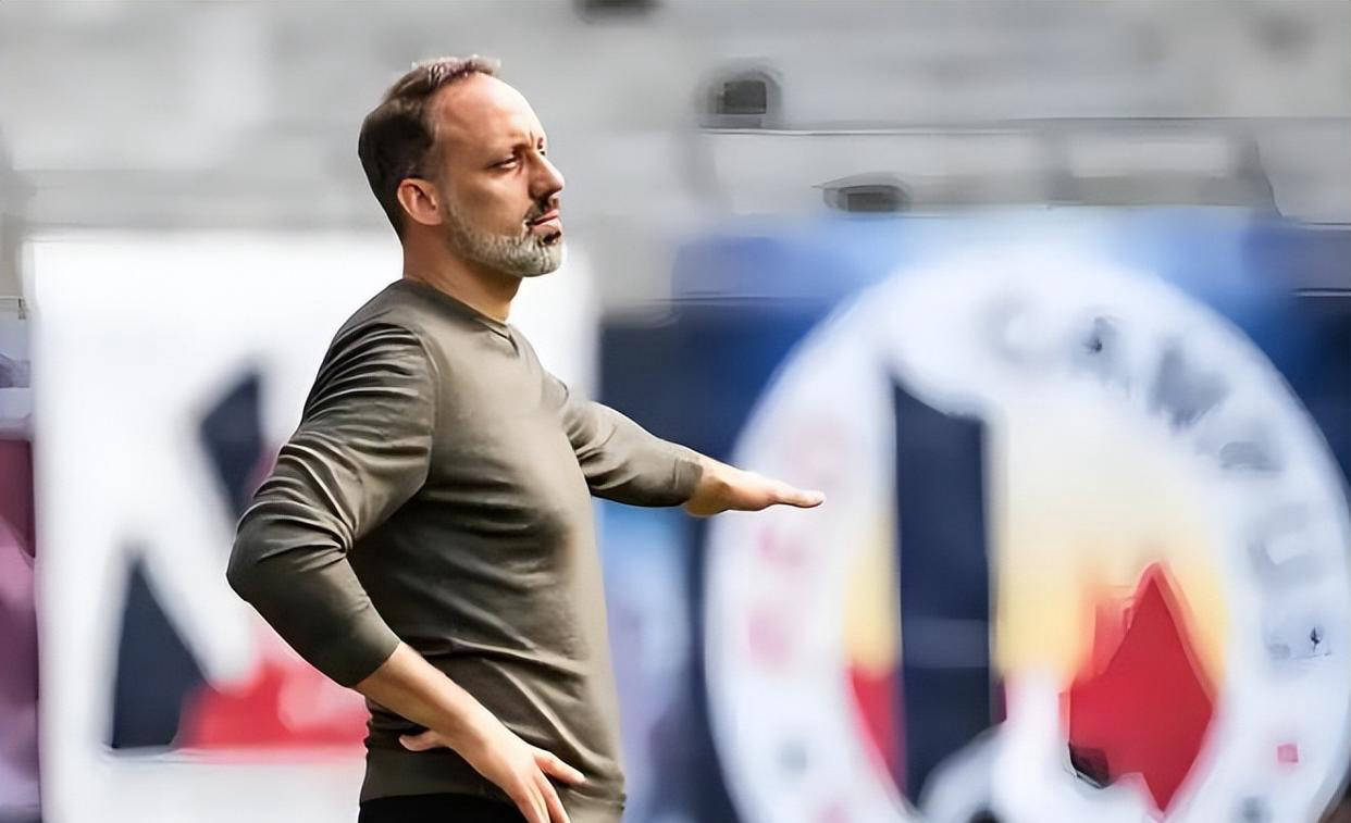 式率领球队 式率领球队