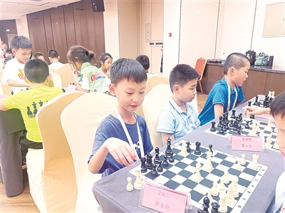 作为咸阳市, 根据不同学, 年开设国际